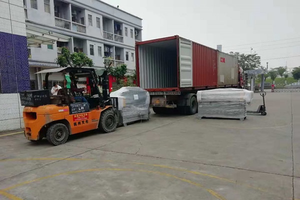 3 sets manual hydraulic cutting machine loading to Japan